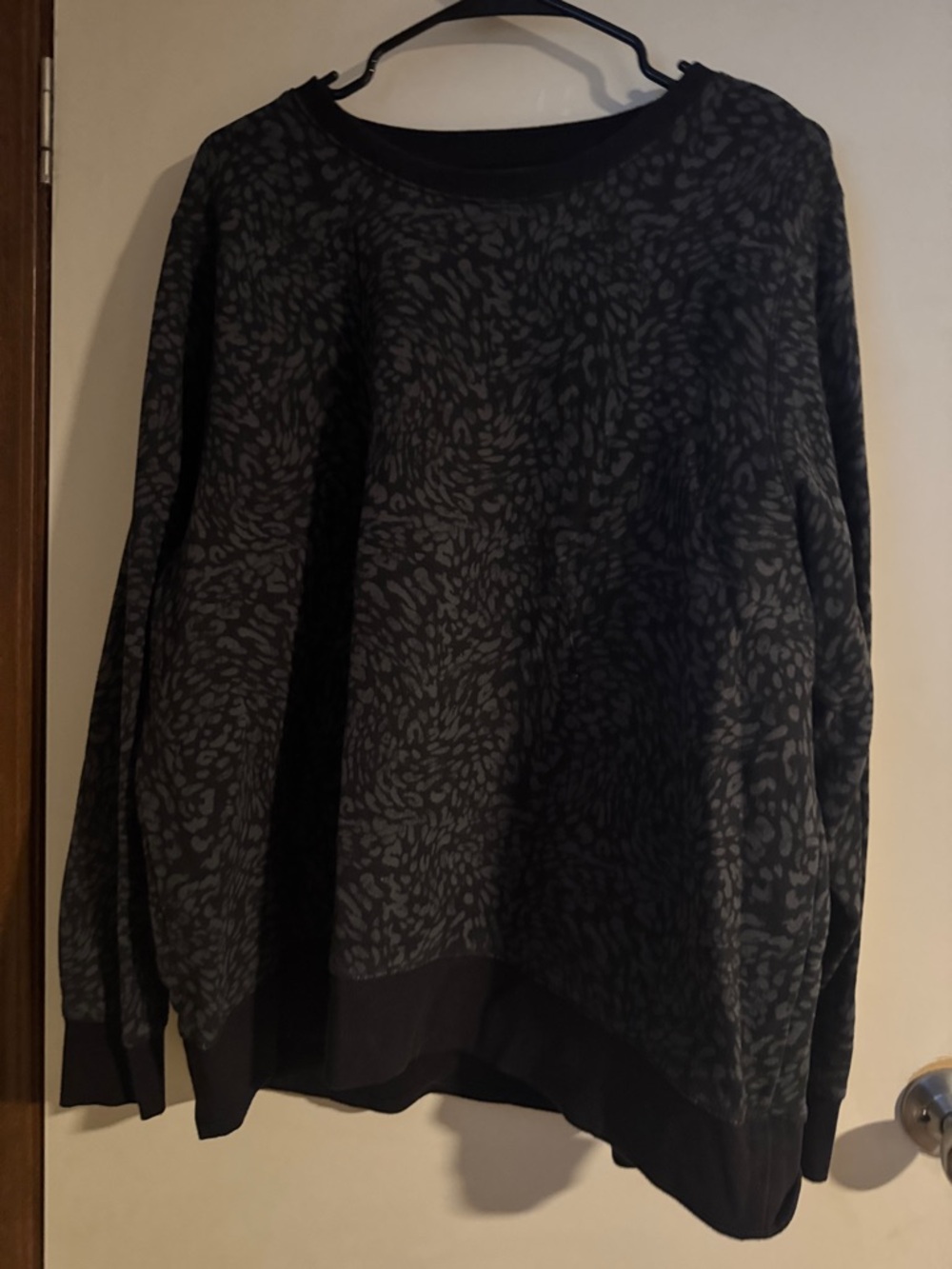 Women's Black Cheetah Print Crewneck Sweater